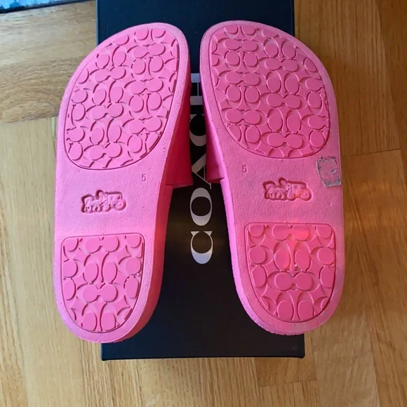 Coach sandals with box - Picture 2 of 4